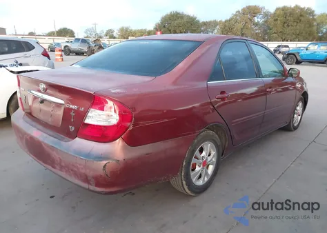2004 Toyota Camry Le V6 z USA, uszkodzony, nr VIN 4T1BF32K14U074092